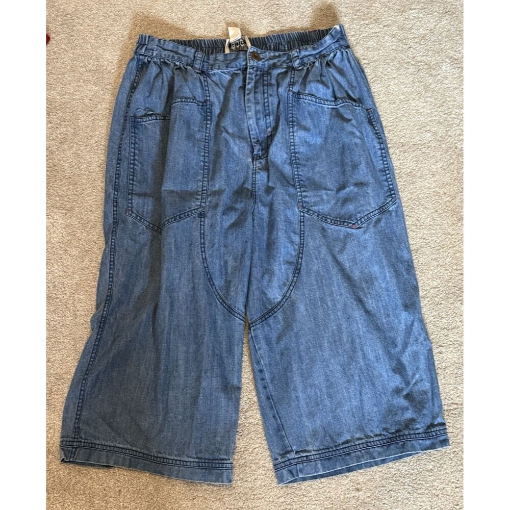 BDG Urban Outfitters Cropped Jeans Women's size 30 Elastic waist - see pic